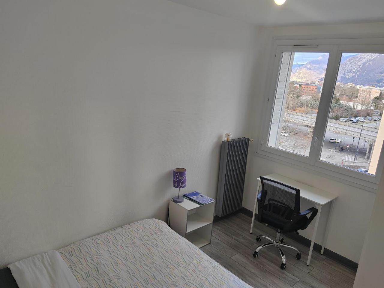Une Chambre Dans Appartement Partage, Grenoble A 8 Min Du Centre-Ville Exteriör bild